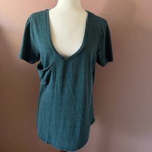 Z Supply The Pocket Tee V-Neck Short Sleeve Green Size Large